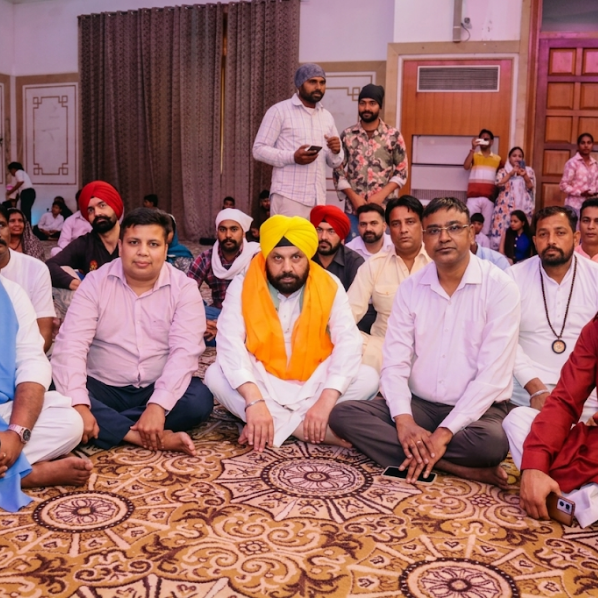 Sangat Kirtan